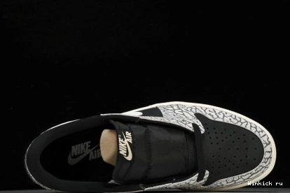 Black 1 Jordan Cement OG Retro Low 0724